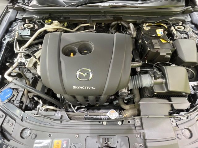 MAZDA3 FASTBACK