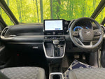 VOXY HYBRID