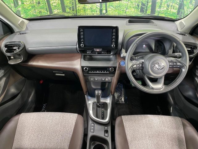 YARIS CROSS HYBRID
