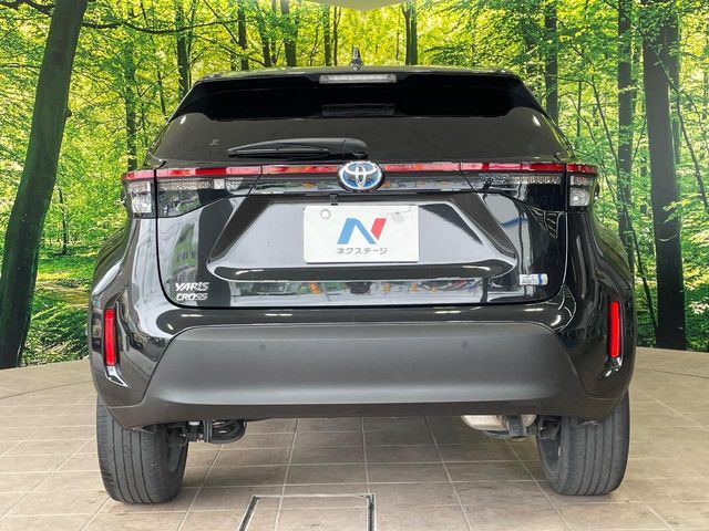 YARIS CROSS HYBRID