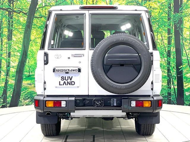 LANDCRUISER 70