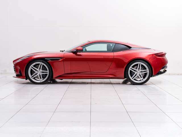 ASTON MARTIN