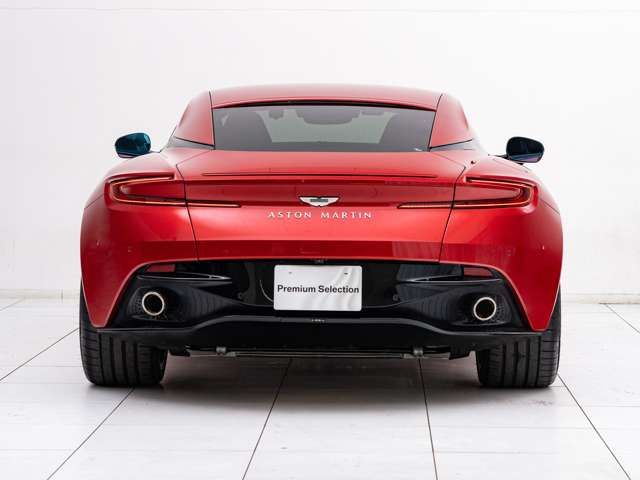 ASTON MARTIN