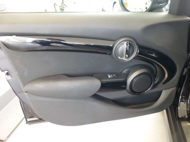MINI COOPER 5DOOR