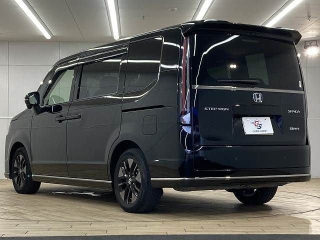 STEPWAGON e:HEV SPADA