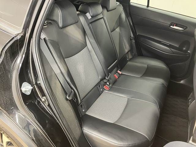 COROLLA CROSS HYBRID