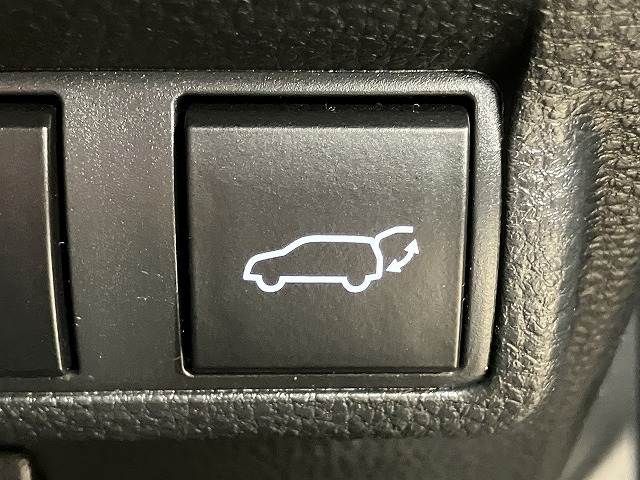 COROLLA CROSS HYBRID