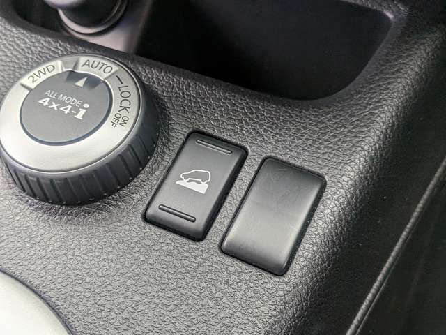 X-TRAIL 4WD