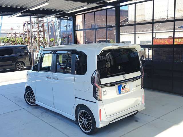N BOX CUSTOM