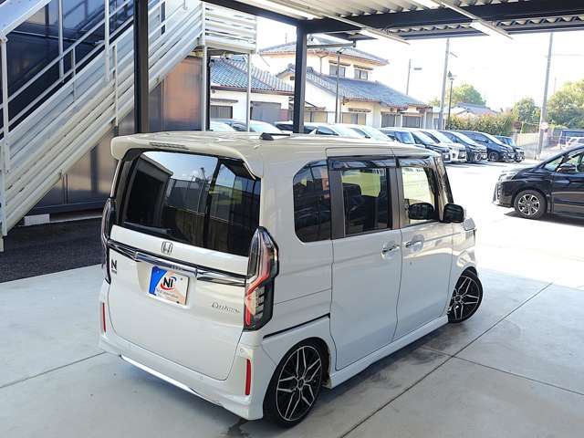 N BOX CUSTOM