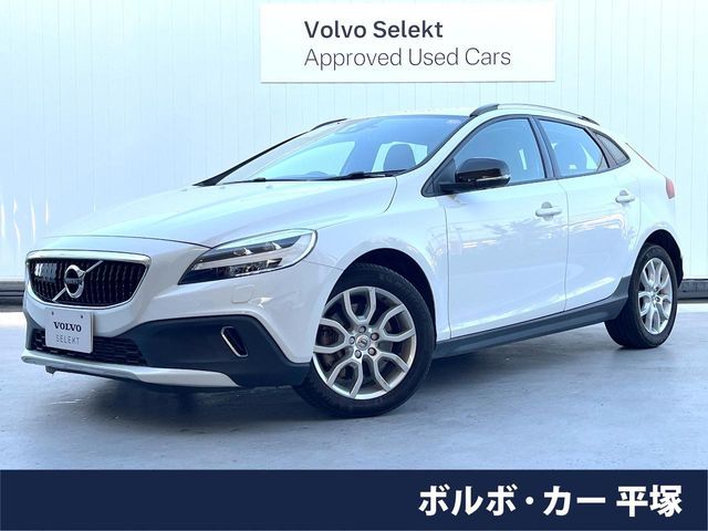 VOLVO V40 CROSS COUNTRY