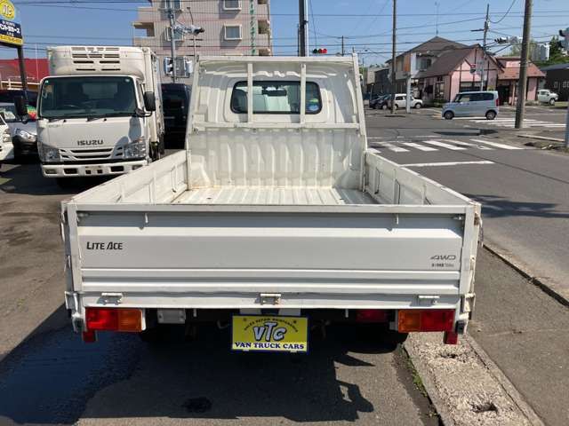 LITEACE truck 4WD