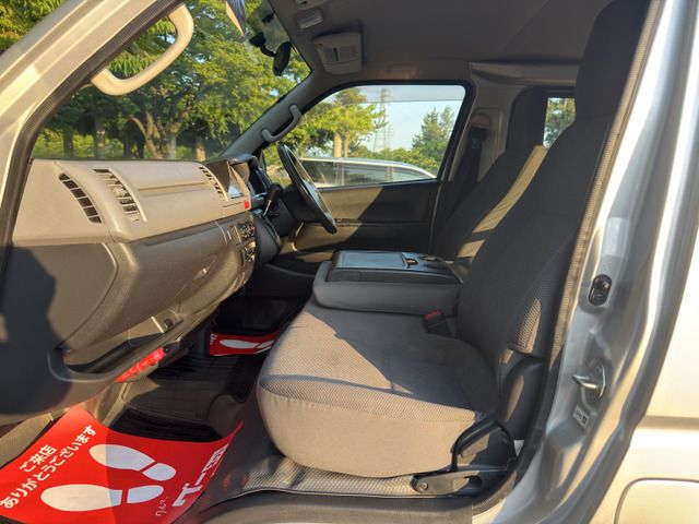HIACE van 4WD
