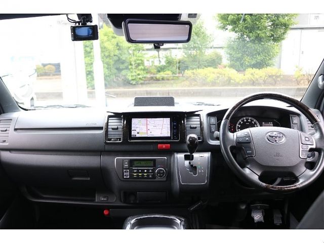 HIACE van 2WD