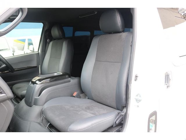HIACE van 2WD