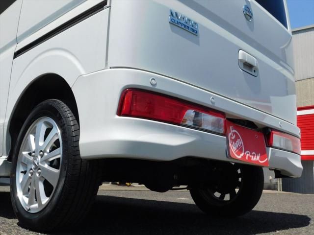 NV100 CLIPPER RIO