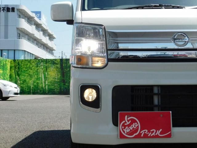 NV100 CLIPPER RIO