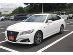 CROWN sedan hybrid