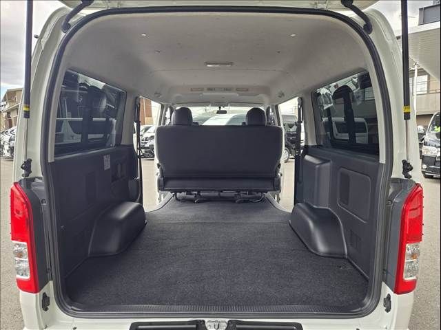 HIACE van 2WD