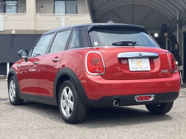 BMW MINI COOPER 5DOOR