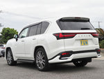 LEXUS LX600