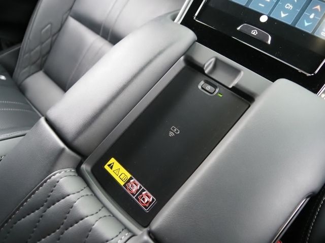 LEXUS LX600