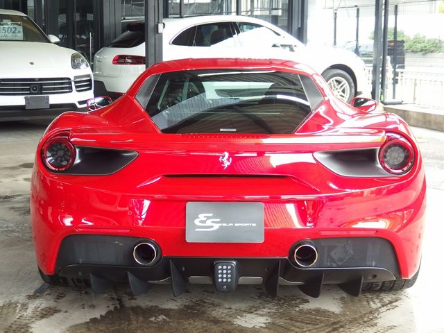 FERRARI 488GTB