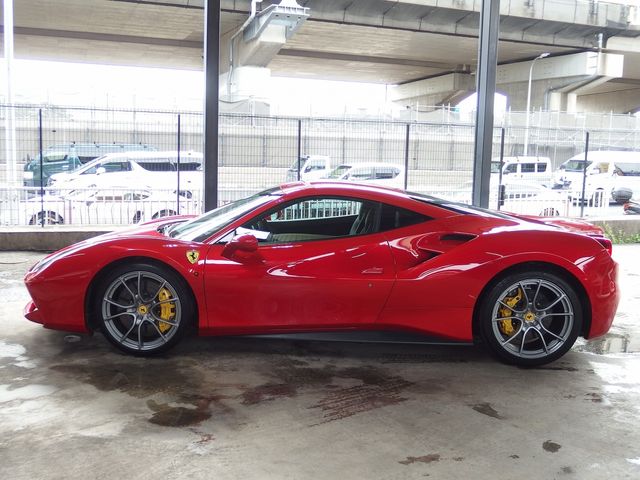 FERRARI 488GTB
