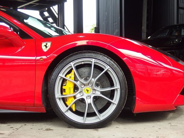 FERRARI 488GTB