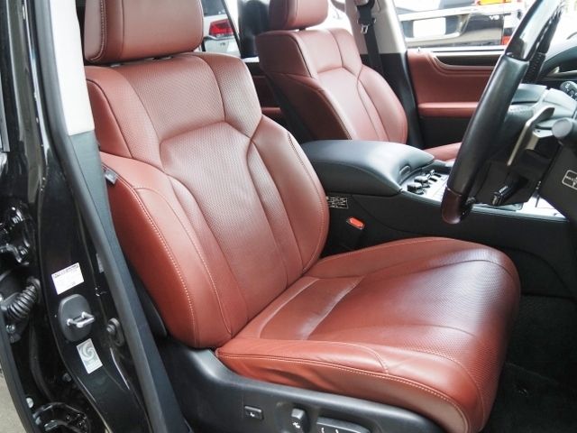 LEXUS LX570 AWD