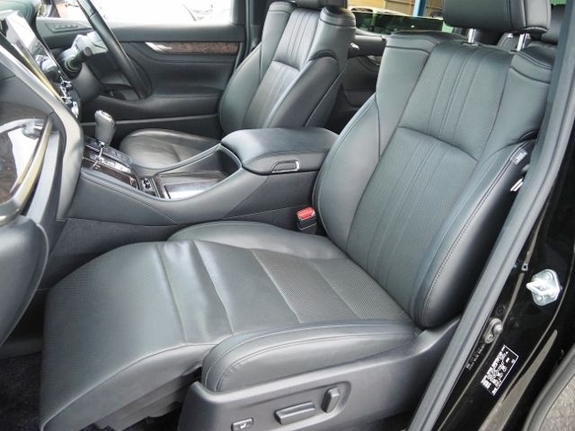 ALPHARD hybrid 4WD