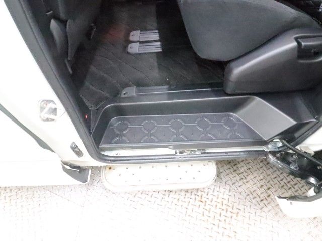 DELICA D:5 4WD