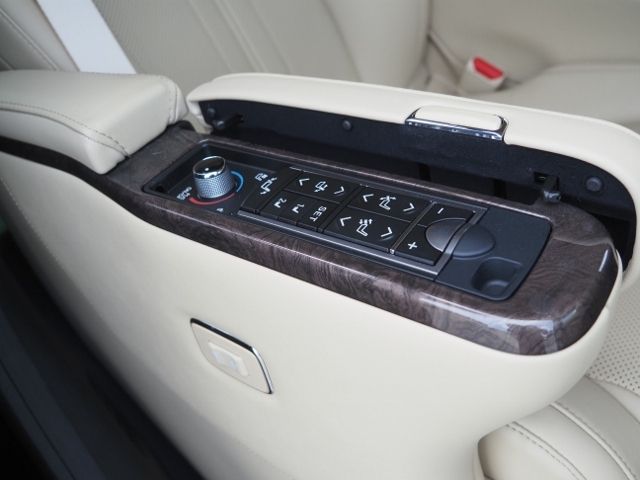 ALPHARD hybrid 4WD