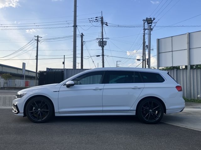VOLKSWAGEN PASSAT VARIANT