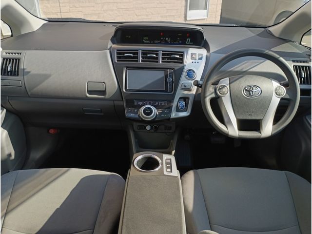 PRIUS Alpha
