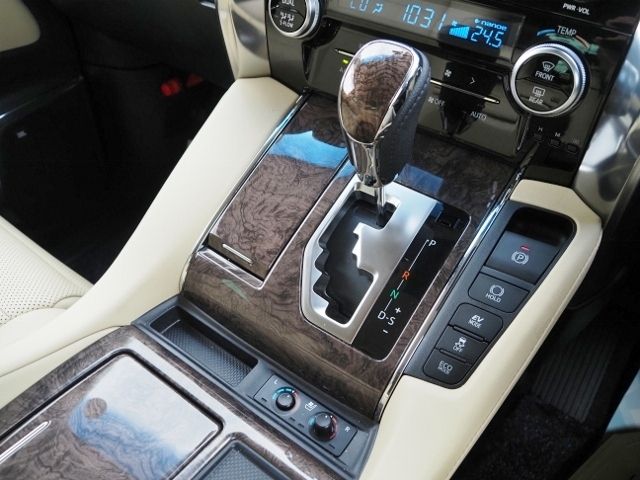 ALPHARD hybrid 4WD