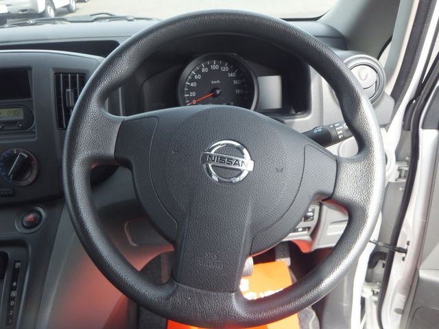 NV200 VANETTE van 4WD