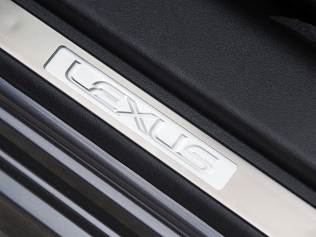 LEXUS IS350C