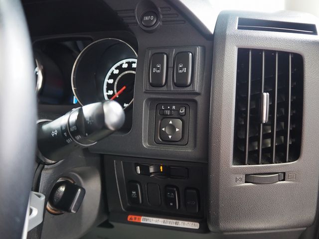 DELICA D:5 4WD