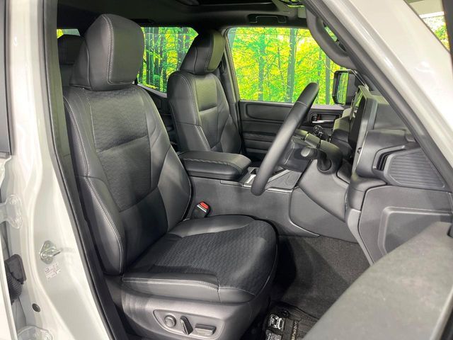 LANDCRUISER 250