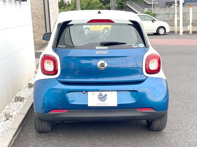 SMART FORFOUR