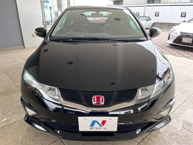 CIVIC hatchback