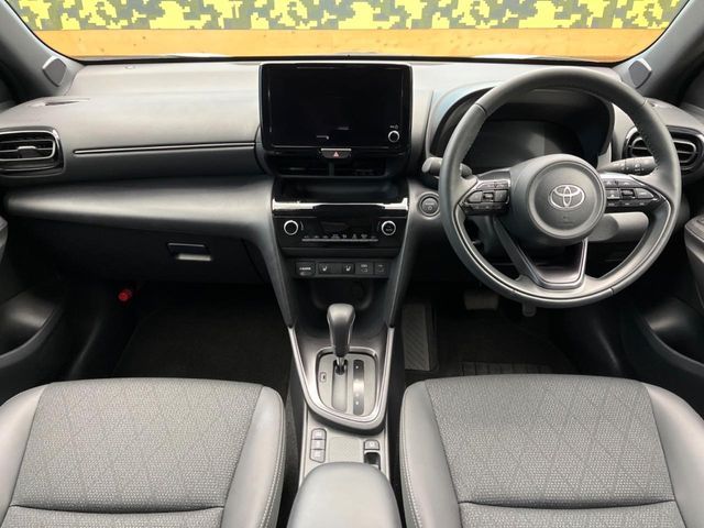 YARIS CROSS HYBRID