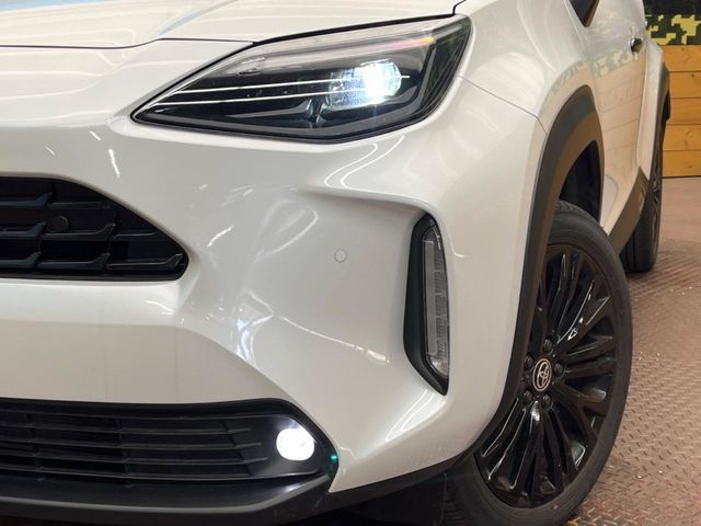 YARIS CROSS HYBRID