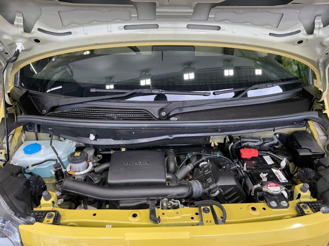 N BOX