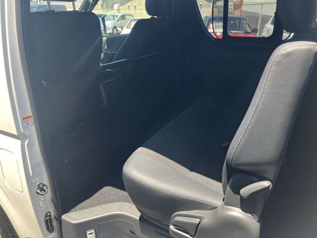 HIACE van 2WD