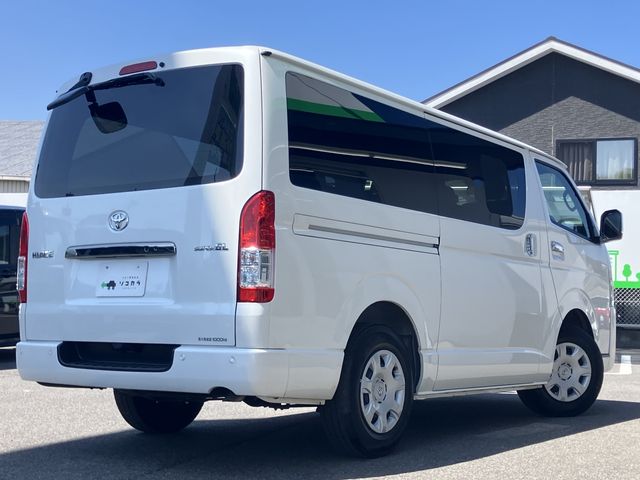 HIACE van 2WD