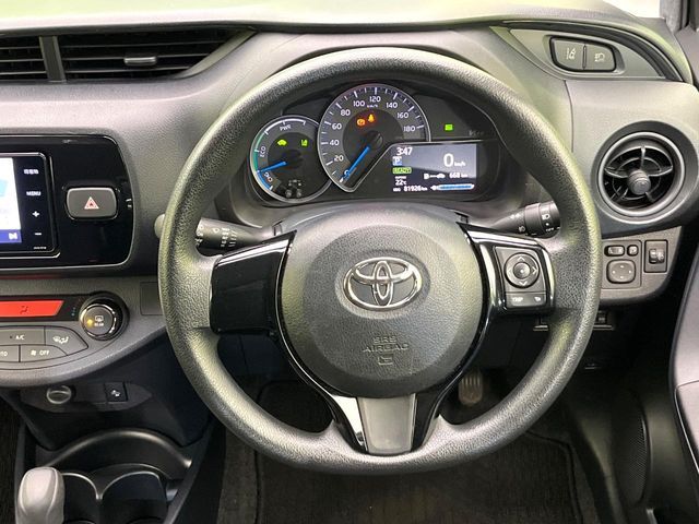 VITZ HYBRID