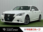 CROWN sedan hybrid
