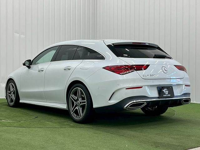MERCEDES BENZ CLA Shooting Brake